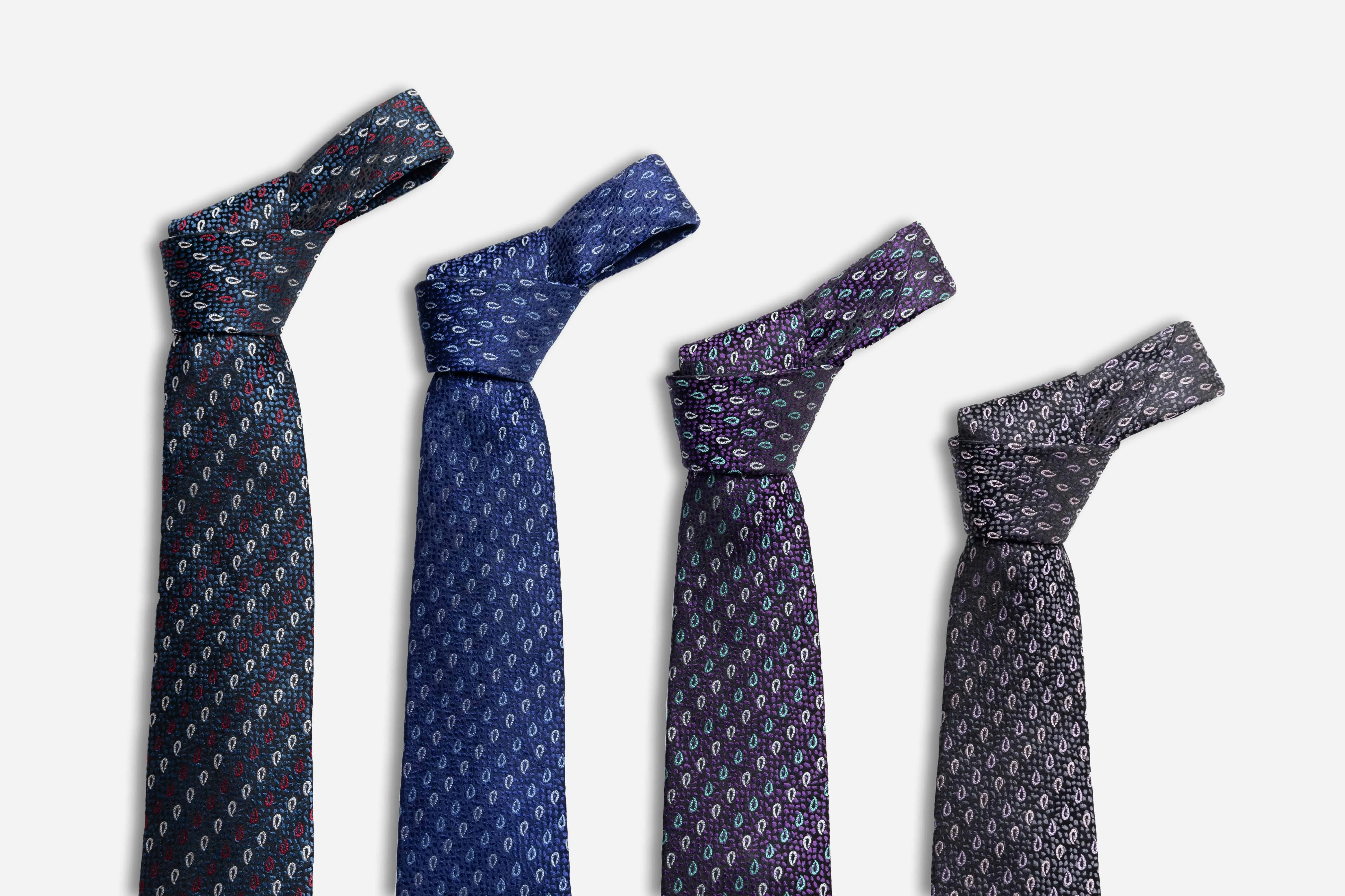 Danbury Paisley Silk Tie, Grey / Pink