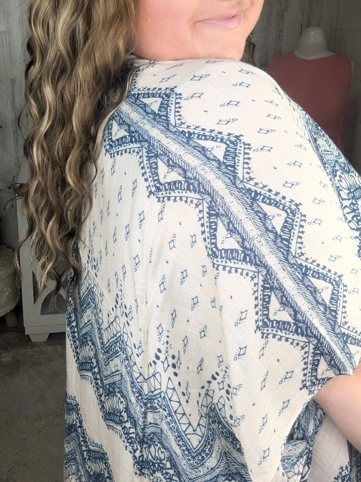 Maggie Boho Chevron Kimono in Natural   Navy