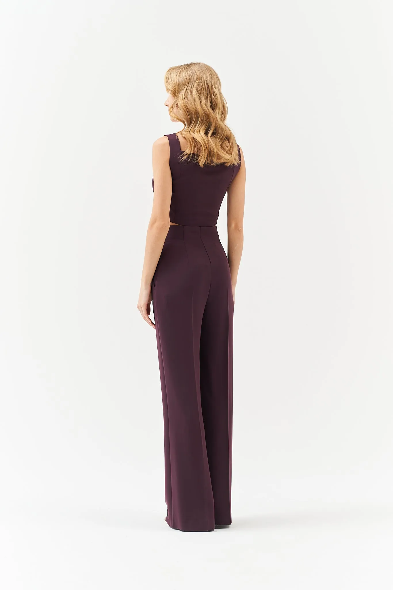 SHORT TOP IN BURGUNDY